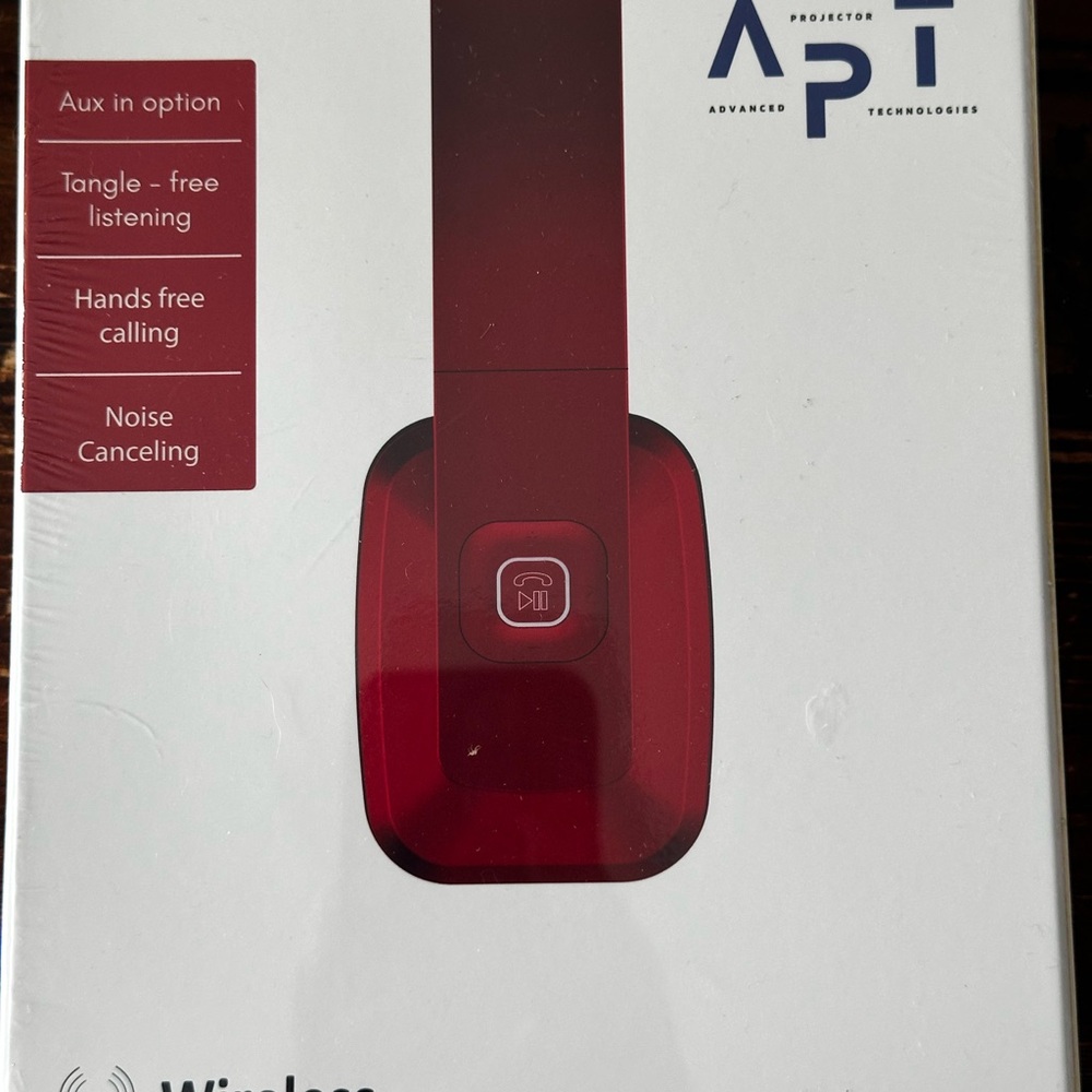 Wireless Noise-Canceling Headphones - Red